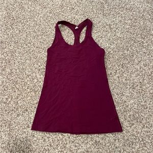 Lululemon tanktop size 6